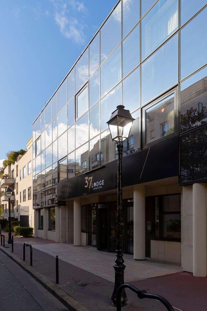 Aparthotel 37 Lodge Courbevoie Paris La Defense Екстериор снимка