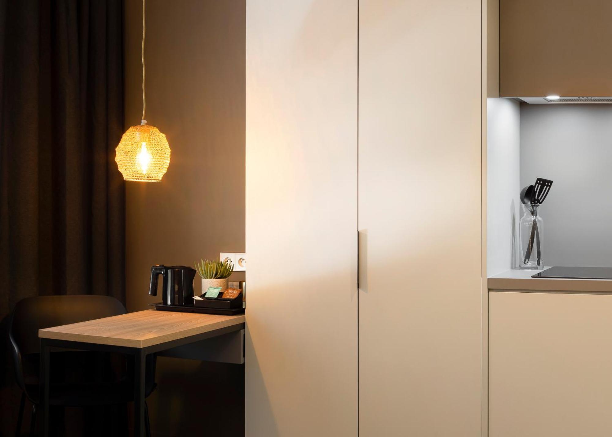 Aparthotel 37 Lodge Courbevoie Paris La Defense Екстериор снимка
